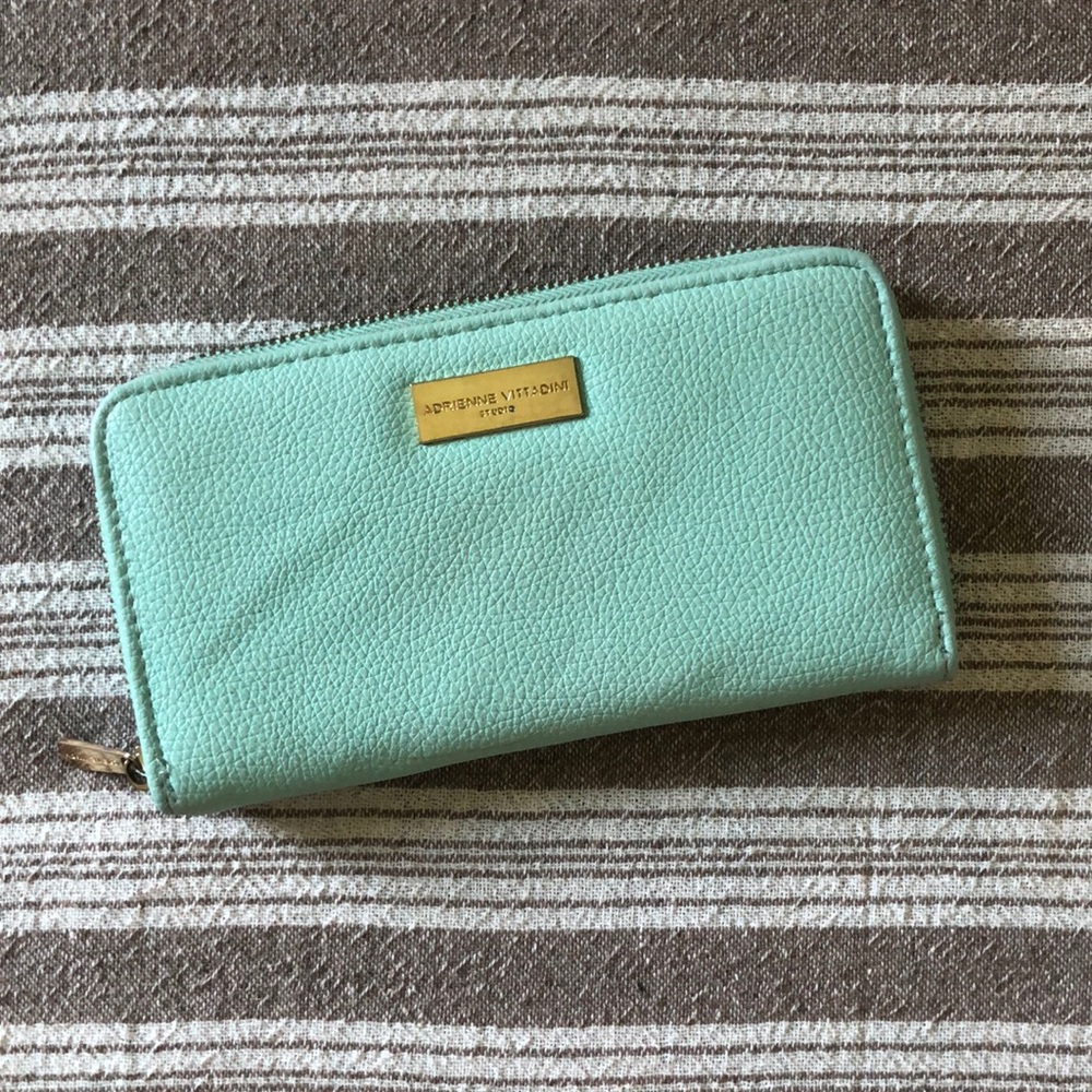 Mint Wallet